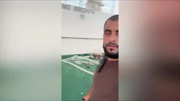 Daha bir gəmi hücuma məruz qaldı - Azərbaycanlılar xilas edildi