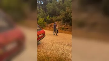 Лесной пожар в Анталье продолжается второй день