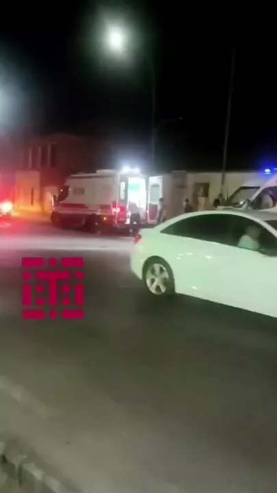 В Гяндже машина скорой помощи попала в ДТП