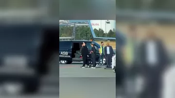 Джеки Чан прибыл в Баку