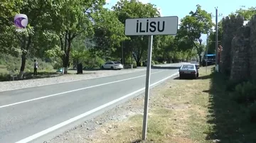Girişi pullu edilən Ramramay şəlaləsinə qalxan yol bərbad vəziyyətdədir