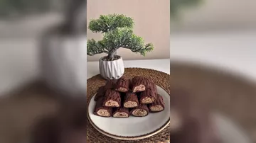 Печенье, напоминающее ствол дерева