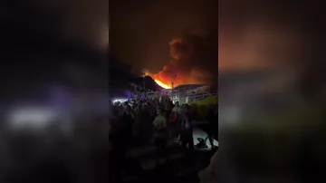 В Хорватии идет эвакуация известного курортного города Омиш2