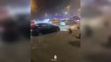 Tbilisi küçələri su altında qalıb