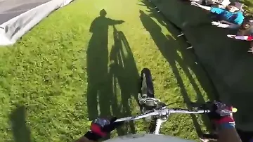 Двойной фронтфлип на велосипеде