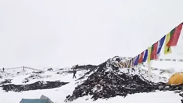 Вот как лавина убила 84 человека на Эвересте