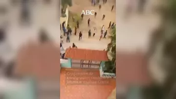 Сотни нелегалов устроили протест в Сеуте