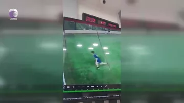 Bakıda stadionda FACİƏ: 27 yaşlı oğlanın ölümünün ANBAAN GÖRÜNTÜSÜ
