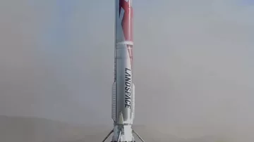 Китай впервые успешно посадил многоразовую ракету Zhuque-3