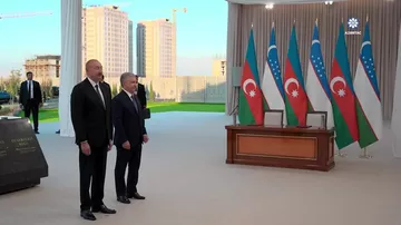 Prezident İlham Əliyev və Prezident Şavkat Mirziyoyev Yeni Daşkənd şəhərində "Azərbaycan" parkının təməlini qoyublar