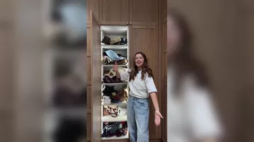"Выбросить или оставить?": Наджиба показала коллекцию сумок