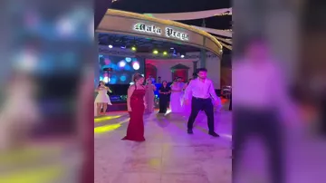 "Shargall" ləqəbi ilə tanınan cütlüyün bu rəqsi müzakirə yaratdı