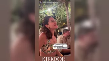 Bergüzar 44 yaşını belə qeyd etdi