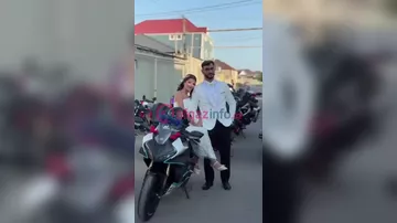 Bakıda gəlinlə bəy toylarına motosikletlə gəldi