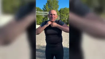 Paşinyan Göyçə gölündə çimdi