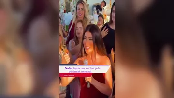 Nəfəs toyda ona verilən pulu götürmək istəmədi