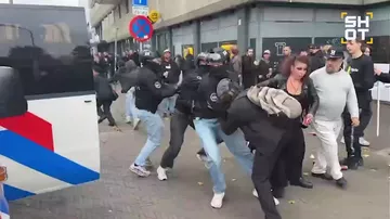 В Гааге полиция разогнала антииммиграционный протест