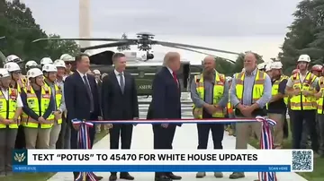 Трамп открыл вертолетную площадку на лужайке Белого дома