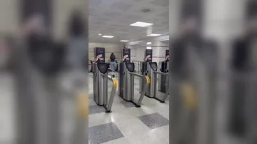 Bu gündən metronun “Xocəsən” və “Avtovağzal” stansiyalarına giriş müvəqqəti müddət üçün ödənişsizdir