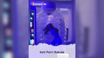 Keti Perri Bakıda bayrağımızı dalğalandırdı