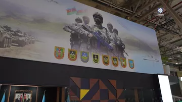 Prezident İlham Əliyev “ADEX 2026” və “Securex Caspian” sərgiləri ilə tanış olub