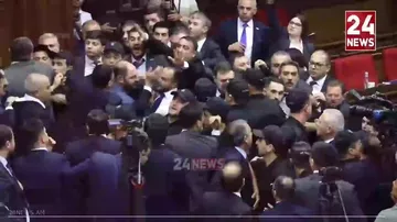 Массовая драка в парламенте Армении - 2
