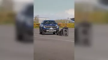 Британский каскадер установил необычный рекорд на Ford Ranger Raptor