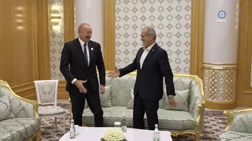 Türkmənbaşı şəhərində Prezident İlham Əliyevin İran Prezidenti ilə görüşü keçirilib (09.10.2026)