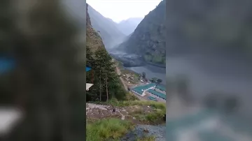 Четыре человека пропали в Непале из-за наводнения