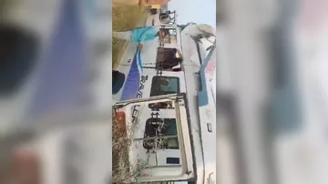 В Индии автобус с паломниками перевернулся - 1