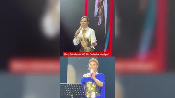 Ebru Gündeş səhnəyə həmin 100 min dollarlıq kəmərlə çıxdı
