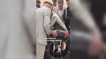Toyda gəlinə qızıl əvəzinə ona TIR təkəri hədiyyə etdilər