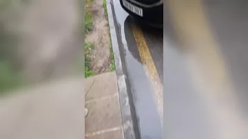 В Хырдалане перевернулся автомобиль