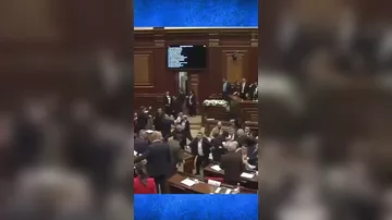 Массовая драка в парламенте Армении - 29102026
