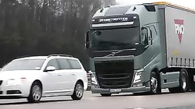Тест экстренного торможения фуры Volvo с 40 тоннами груза в кузове