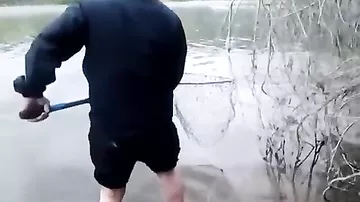Вот так надо ловить рыбу