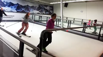 Тренажер для катания на лыжах