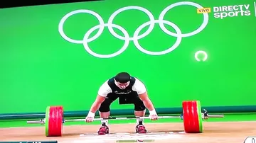 Армянский тяжелоатлет Карапетян получил жуткую травму на Олимпиаде в Рио
