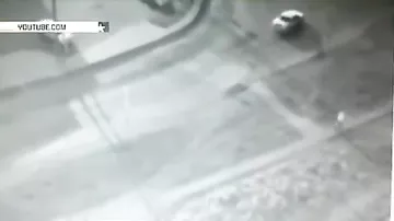 Женщина перевернулась в воздухе от удара машины