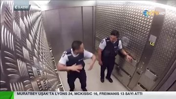Polislərdən liftdə gözlənilməz hərəkət
