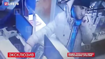 В Петербурге вор за минуту похитил iPhone из салона связи и скрылся