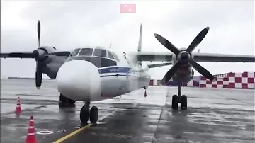 Появилось видео экстренно севшего в Казани самолёта Ан-26