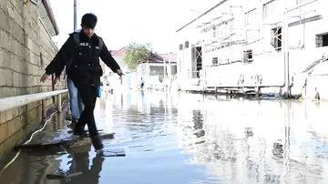 Binəqədi rayonunun bir neçə yolunu yağış və çirkab suları basıb