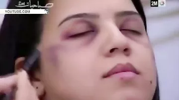 На телевидении Марокко учат женщин маскировать следы домашнего насилия