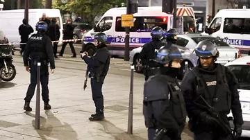 Неожиданный конец истории с захватом заложников в Париже