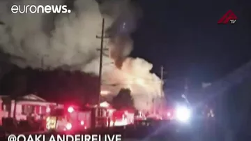 В сгоревшем ночном клубе в Окленде найдено уже 33 погибших