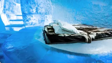В Швеции открылся первый в мире круглогодичный отель изо льда
