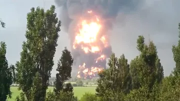Киев пожар на нефтебазе в Василькове. Нефтебаза БРСМ. 09.06.2015