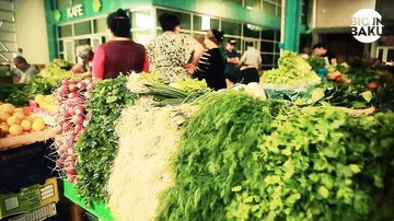 The colours and characters of Baku’s famous Yashil Bazar | Big In Baku