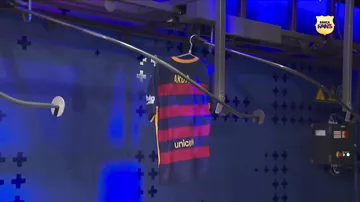 What number will Arda Turan wear at FC Barcelona?